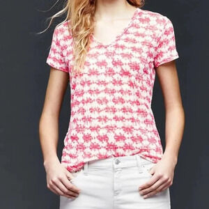 Gap Women’s Print Linen V-Neck Tee‎ - Size S - Jellybean Pink - EUC